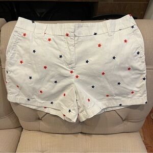 Cambridge Dry Goods Shorts Women’s 6 Red Blue Embroidered stars all over White
